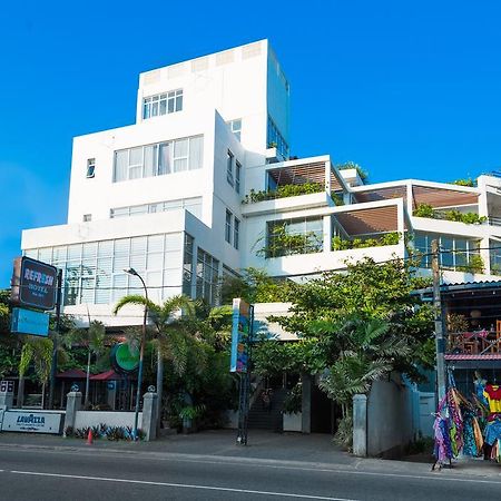 Refresh Hotel Хиккадува Экстерьер фото