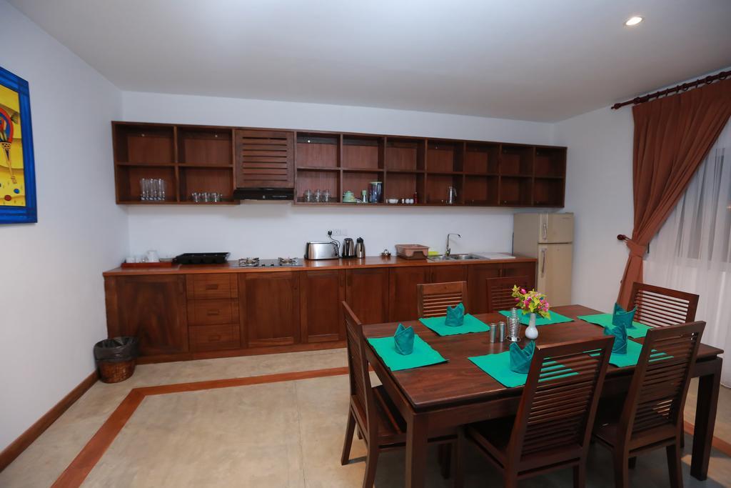 Refresh Hotel Хиккадува Экстерьер фото