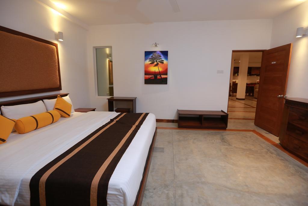 Refresh Hotel Хиккадува Экстерьер фото