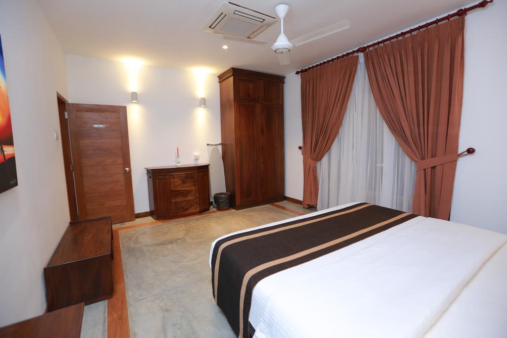 Refresh Hotel Хиккадува Экстерьер фото