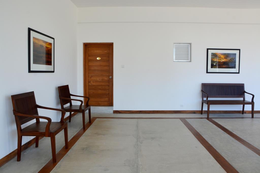Refresh Hotel Хиккадува Экстерьер фото